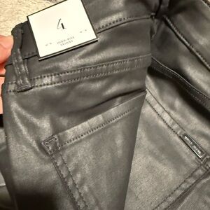 White House Black Market NWT High-Rise Skinny